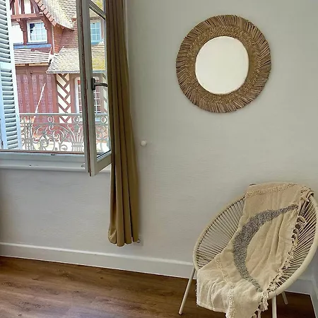 T2 Cosy Hypercentre 3mn De La