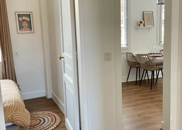 T2 Cosy Hypercentre 3mn De La