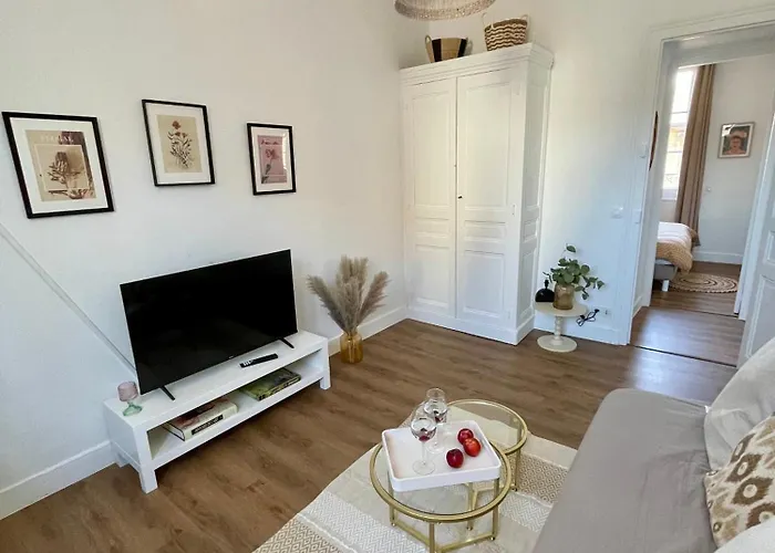 T2 Cosy Hypercentre 3mn De La